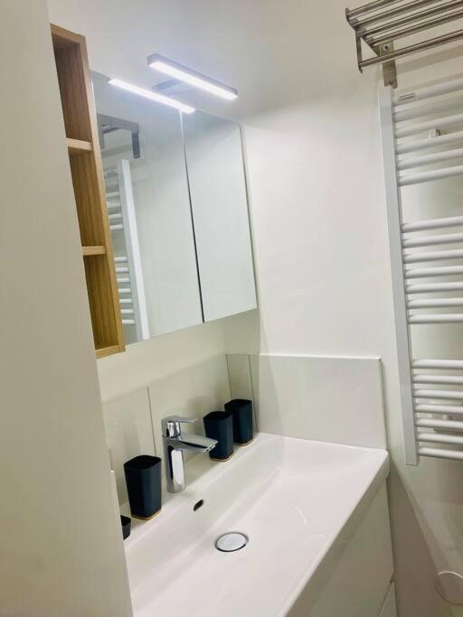 Maisonnette Au Calme Proche T2 La Garenne-Colombes Exterior foto